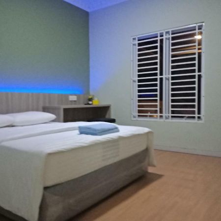 Sleeprest @ Golden Prima Hotel Batam Luaran gambar