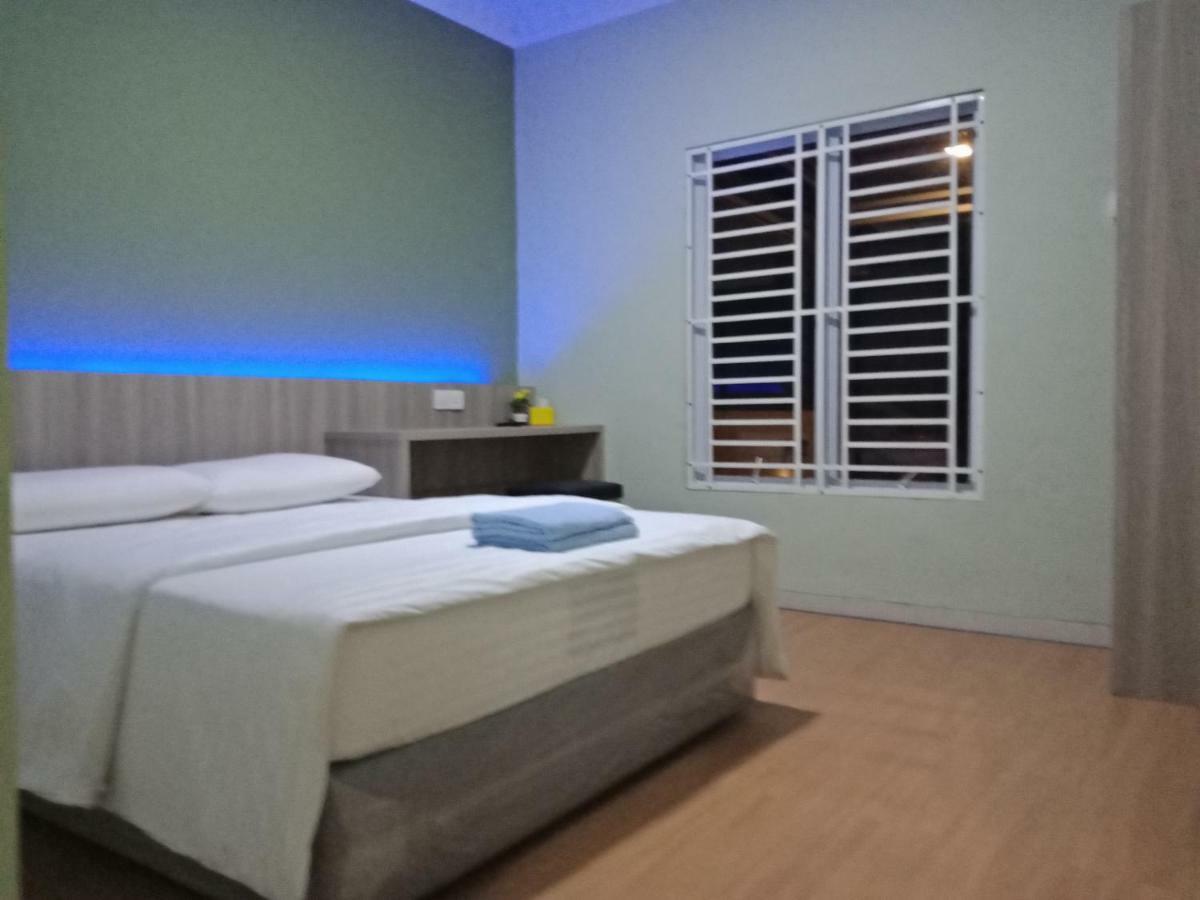 Sleeprest @ Golden Prima Hotel Batam Luaran gambar
