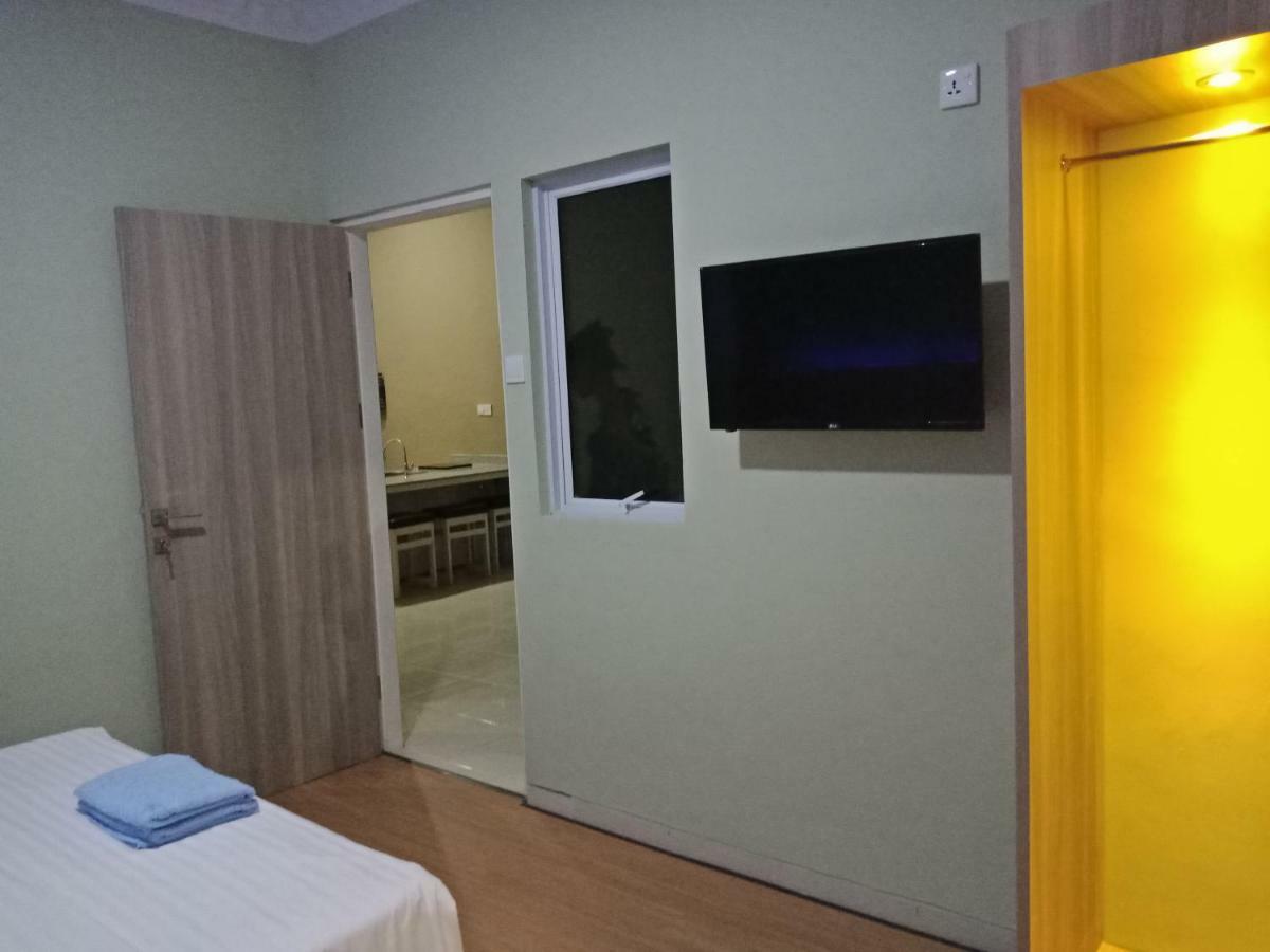 Sleeprest @ Golden Prima Hotel Batam Luaran gambar